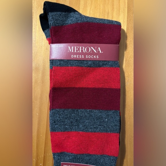 Two pair Merona Men’s Dress Socks.  Red, black, gray. New with tags - Picture 4 of 8